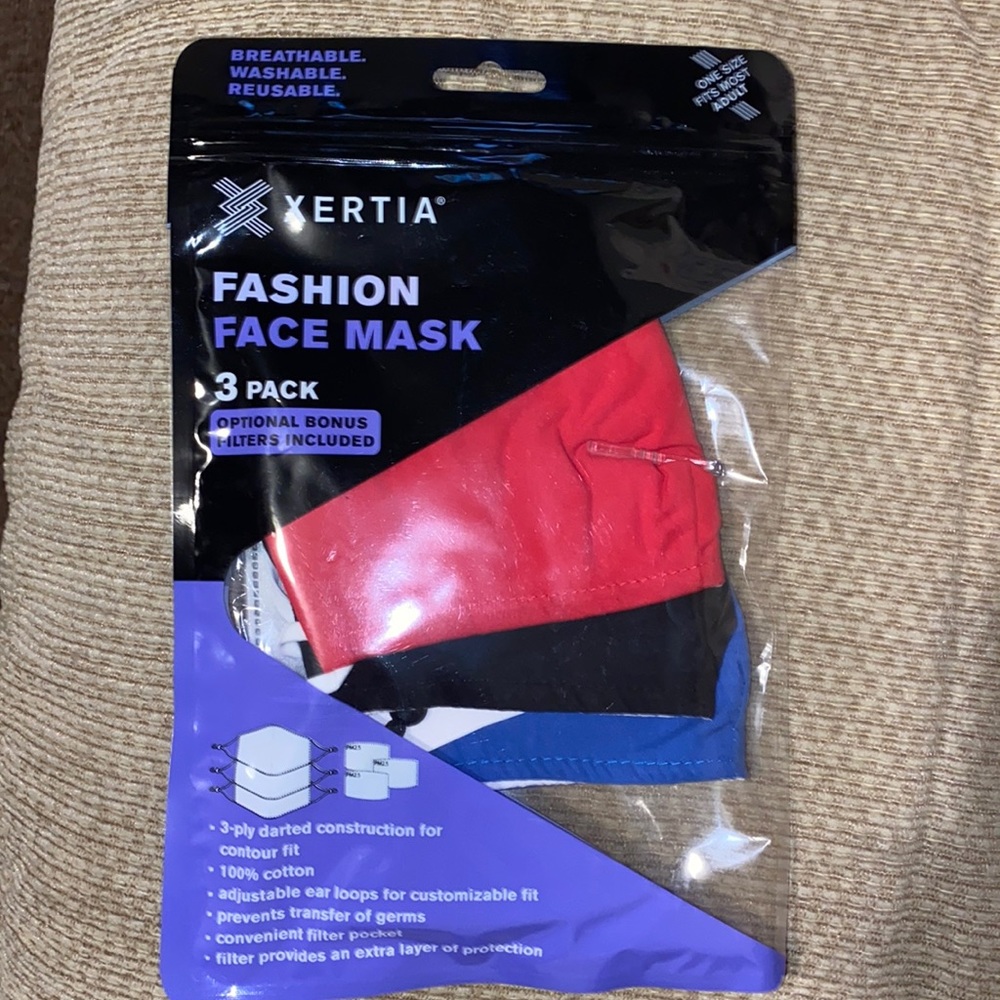 ❤️🖤💙NWT Xertia Cotton Face Masks w/Filters